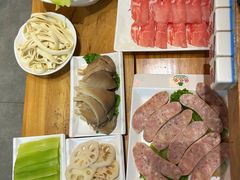 -珍巴奴毛肚牛肉小火锅(四惠店)