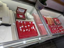 -张师傅首饰加工修理(西单华威潮铺街店)