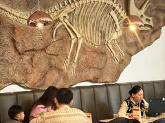 -FAIRYLAND龙族星球主题餐厅(凯丹广场店)