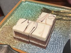-铭牛烧肉·和牛海鲜自助(高新月牙湖店)