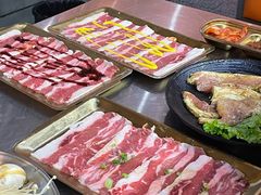 -胡悦里韩式烤肉(芝罘万达广场店)