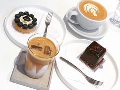 -UNI UNI(环亚凯瑟琳店)