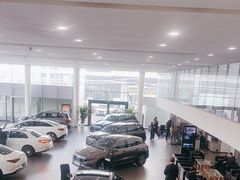 -北京鹏龙瑞星奔驰4s店(来广营店)