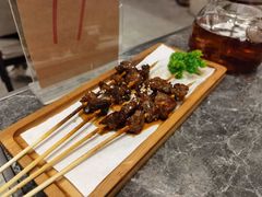 -衡哥肉铺