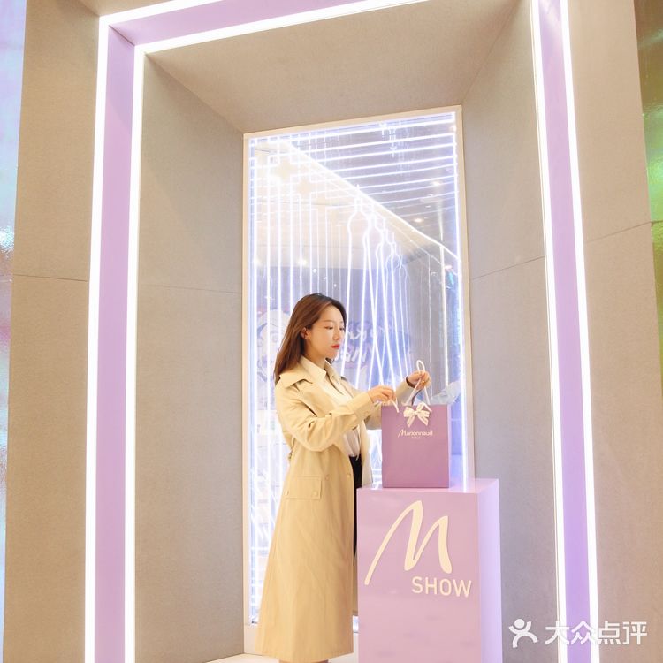 魔都探店｜一家全场大牌免费用的美妆集合店