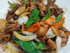 -一口猪海鲜浑锅·东北家常菜