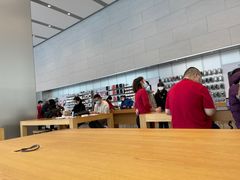 -Apple零售店(华贸购物中心店)