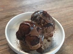 朱古力雪糕-ROAST coffee & eatery