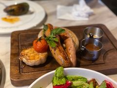 -九月里.自由花园餐厅