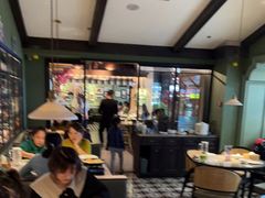 大堂-前海沿·青岛菜(李沧万达店)