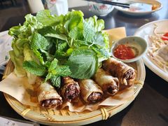 -大头虾越式风味餐厅(光明广场店)