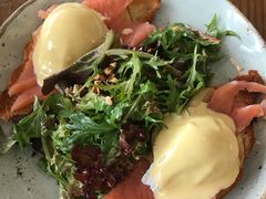 -ROAST coffee & eatery