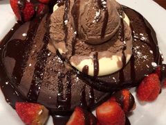 -Pancakes on the rocks(Darling Harbour)