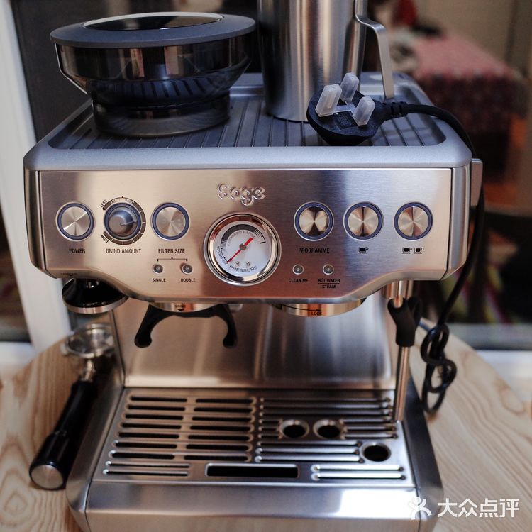 sage 半自动咖啡机 设备是可以滴,技术还需要提高滴[调皮]