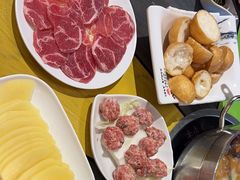 -四季喧黔味豆米火锅(万达广场店)