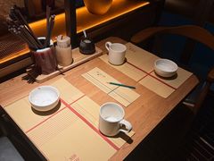 -荣家黄鱼面(南京西路店)