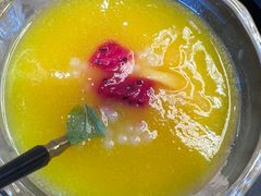 杨枝甘露-鼎泰亨·海鲜牛肉餐厅(滨江店)