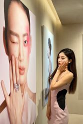 -绝对人气写真艺术中心
