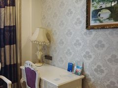 -柏纳酒店(百色市政府恒基广场店)