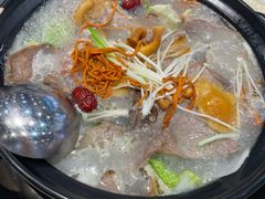 山菌牛肉汤锅-九寨特色牦牛肉汤锅 羊肉汤锅