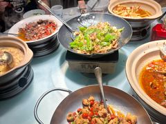 -费大厨辣椒炒肉(高铁吾悦广场店)