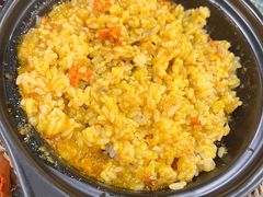 4只蟹粉砂锅捞饭-阿金大白·上海菜馆(新天地店)