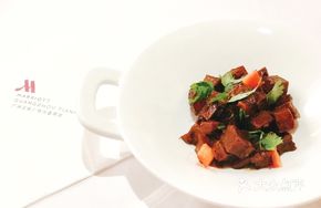 Sauce-Flavored Beef Cubes