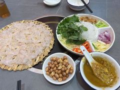 -官塘陈记鱼生·潮汕砂锅粥·牛肉火锅(潮枫路总店)