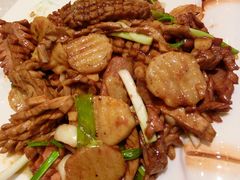 -闫府私房菜(经四路万达店)