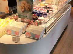 -好利来(万卉路店)