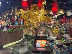 -老滇山寨•云南特色菜•地方菜•民族风情歌舞表演(金碧店)