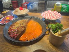 -萍姐火锅·公路夜市(武汉首店)