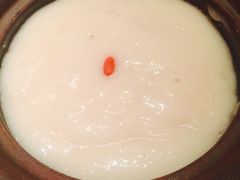 -老牌坊云南鱼豆花火锅(嵩山店)