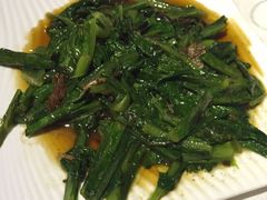 -湖庭壹品鸭王·传统北京烤鸭·别墅私房菜·庭院宵夜(江宁店)