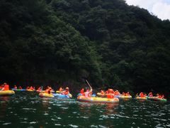 -安吉龙王山峡谷漂流