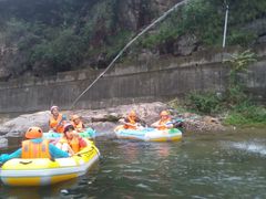 -安吉龙王山峡谷漂流