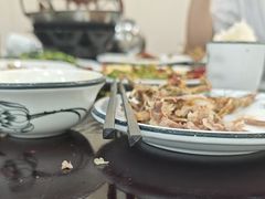 -余杨鸭鸭餐厅