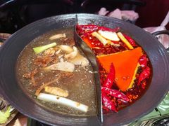 -正南齊北重庆老火锅(光华村直营店)