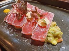 金枪鱼牛油果-BROWNSTONE布朗石西班牙餐厅(富城店)