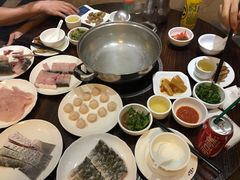 -正能量脆肉鲩火锅