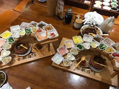 -香麒园·过桥米线·南湖雅宴