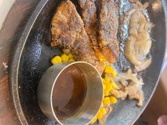 -悦荟牛排餐厅(萨尔图万达店)