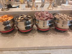 -南郊宾馆·风味自助餐厅·山东十六地市特色菜