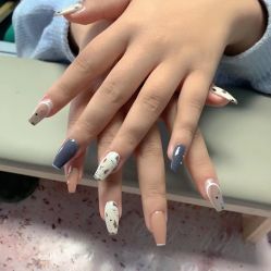 -桃子的美甲店