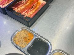 -哈哈碳都·牛肋条无限自助烤肉(台江万达店)