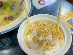 -蜗牛小馆醉乡民谣云南菜(惠新西里店)