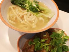 麻辣金沙腩排刀削麵-刕舙馫面馆