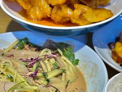-关东小磨东北菜(上海长风大悦城店)