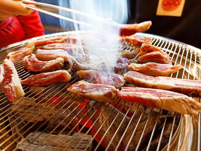 九味牛黑牛果木烤肉-"忙了一星期最近比较累,明天开始双休,问老.