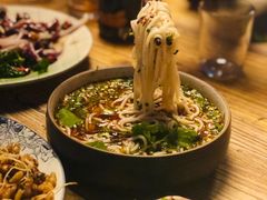 招牌小锅米线-缘生态云南菜·野生菌庭院餐厅(华侨城店)